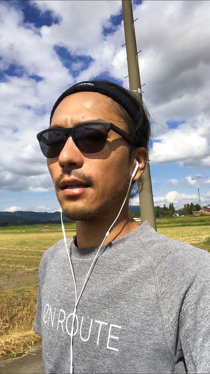 KFREE55r's tweet photo. 久しぶりのランニング🏃♂️秋は気持ちがいい!
#RUNBAKA #農道ランニング #Oakley #frogskinlight #gyakusou #onyone #onyourmark #suunto #美容師 https://t.co/7KRqGSy63Q
