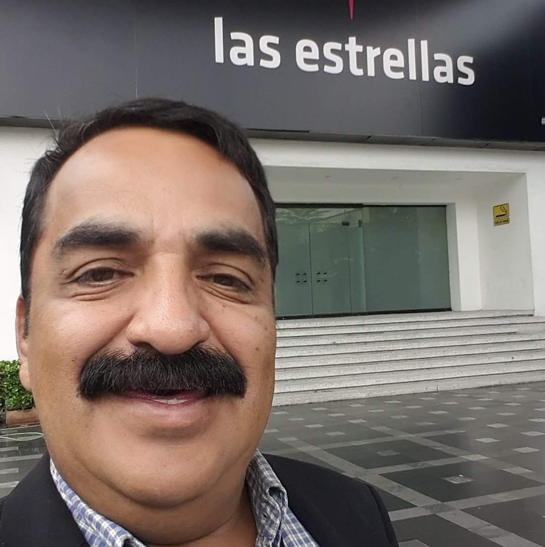 JULIOESCALERO's tweet photo. @davidmichan Salu2 afectuosos David un abrazo siempre a tus órdenes https://t.co/ily0RjuGgq