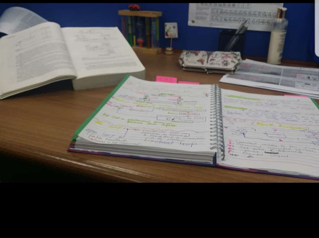 كل شيء كان قاتلا ،لكنني لم أمت ❤️💜