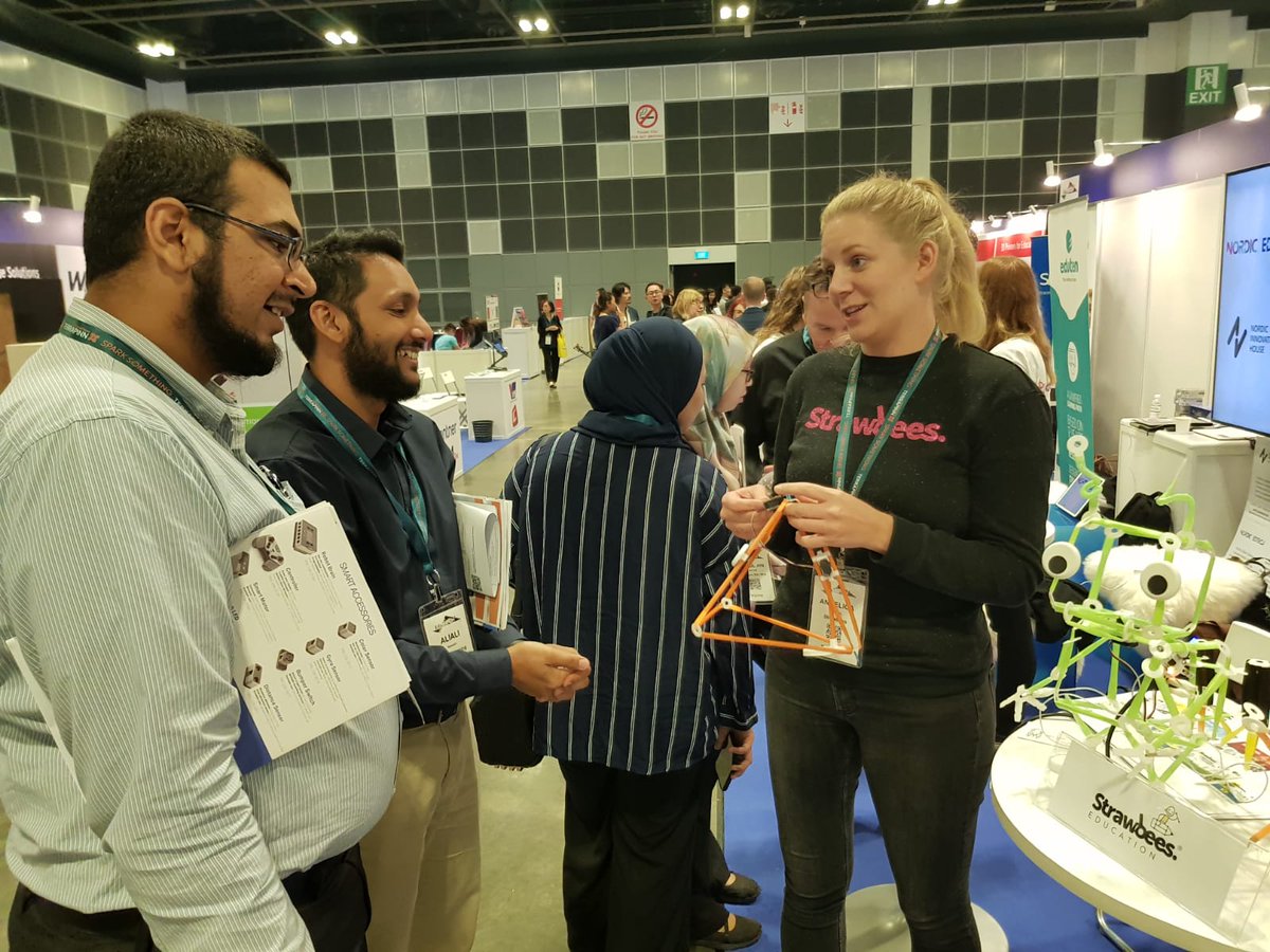 FinEmbSin's tweet photo. At #EduTECHAsia 2018, VIP group of SE Asian education leaders stopped at the Nordic Edtech booth today. The showcase presents education, learning and training solutions from Nordic companies. Come to visit and hear more! #finembsin #edutech #nordicmade @edutech_asia https://t.co/HgGbhiy1ZY