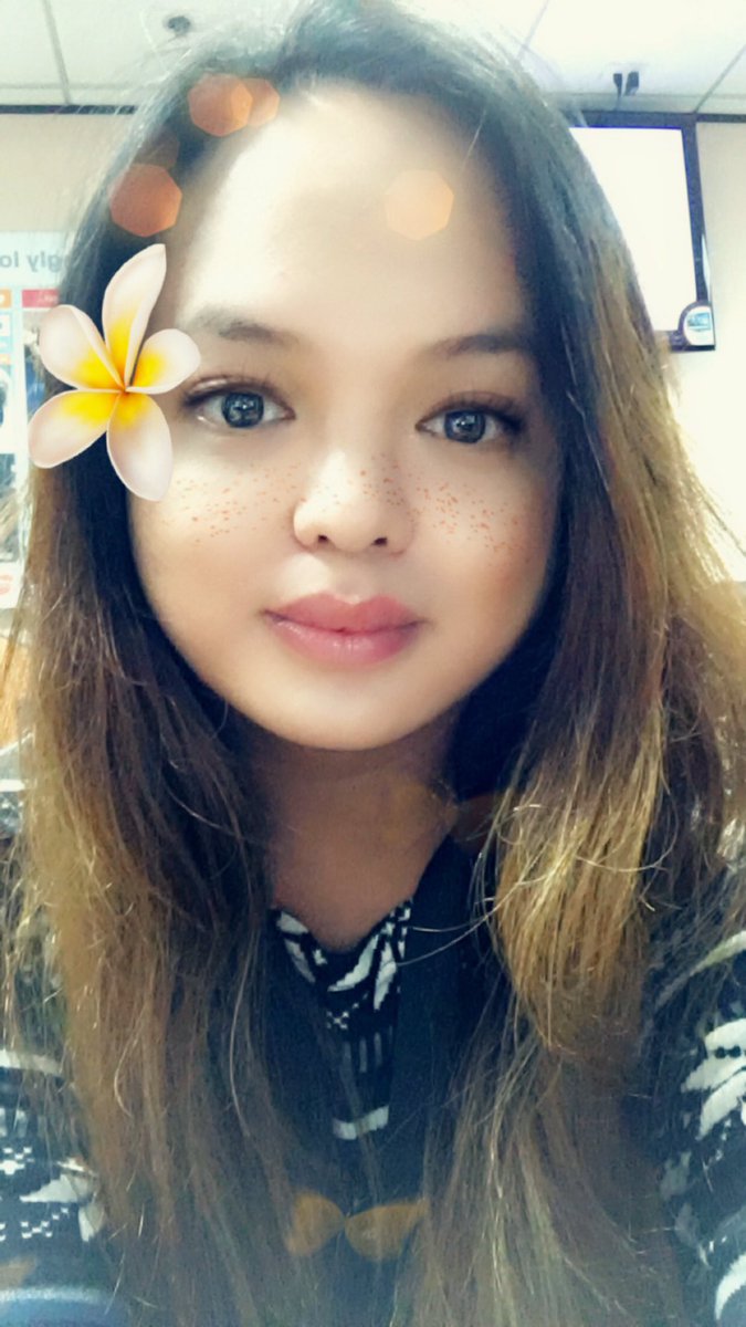 iluvleisang's tweet photo. "True beauty lies within the heart of a single soulwhen the man feels he can’t hold it anymore…it shines outsides…it is reflected in deeds and in his words that can be seen through his eyes…" #Vanity #WhatIsPretty #Selfie #SnapChat #LoveYourself #InstaGrid #Moment #MeMyself&I https://t.co/TCiQ20e1nw