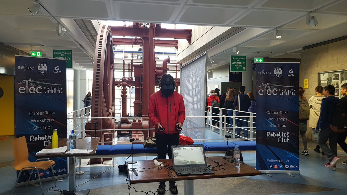 Sazzadook's tweet photo. BioVR is all set up @ucddublin let's see how we do =p #virtualreality https://t.co/Kdq1FeaavW