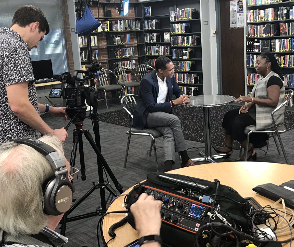 UMBMaryP's tweet photo. TUNE IN THIS A.M. to @GMA around 8:30 for a segment by @tjholmes on @CivicWarriors’ Social Worker in the Library program and @mdsocialwork’s partnership with @prattlibrary . https://t.co/TLghYuCH5w