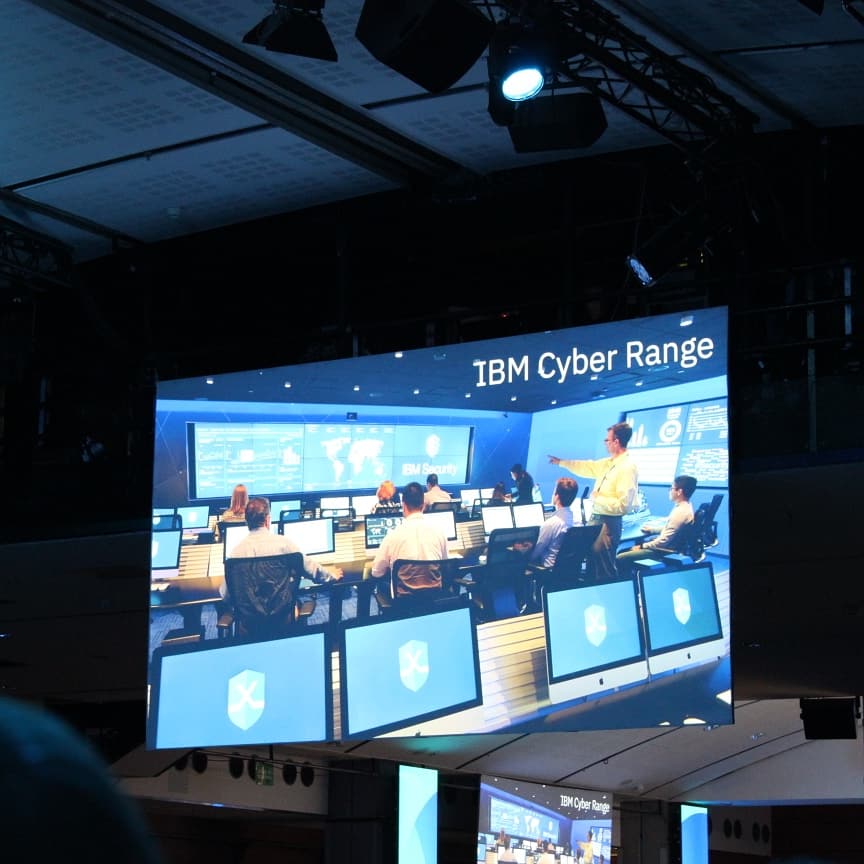browseinsafety's tweet photo. Nous avons assisté ce matin à la quatrième édition d'IBM Think à Paris. Au menu : la technologie et l'humain. cc @IBM_France @nsekkaki #ibmthink2018 #ibmthinkparis #paris #browseinsafety #cybersécurité #ia #TousecNum https://t.co/gomZHSo3Jp