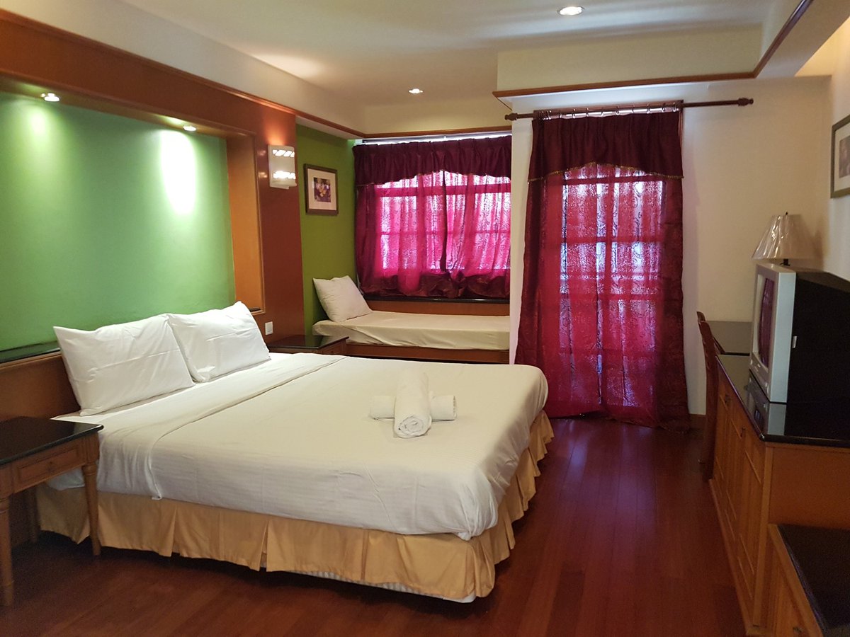 AimanCrystal's tweet photo. Deluxe Water Chalet In Port Dickson 
https://t.co/av3mEOQF6k https://t.co/A2BOPGdolX