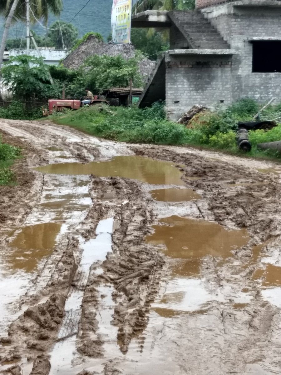 srinivas07438's tweet photo. @ncbn I received call, but complaints are not resolved. Y govt is not implementing a simple application to show complaints raised and resolved. GUDIWADA village and panchaythi.. vizag district, AP-531025 https://t.co/LMXhvAnR4L