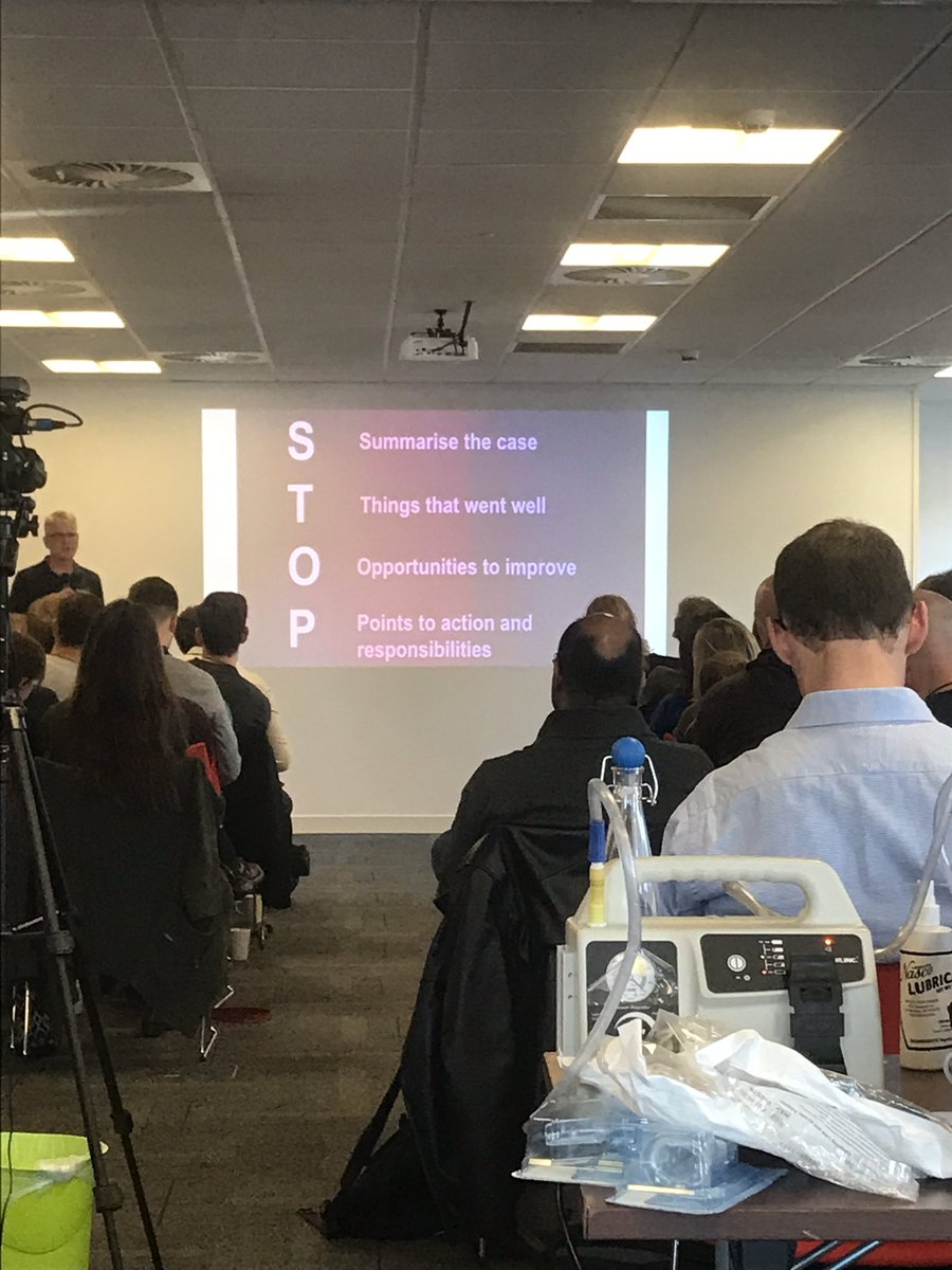 Nice structure for a hot debrief provided by <a href="/EMManchester/">Simon Carley</a> at #StEmlynsLIVE