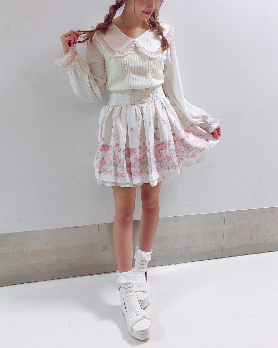 パンツ Liz チェーンベルト付タックフレアスカパン ｜ LIZ LISA（リズリサ）公式