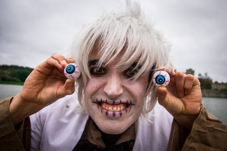 leedscastleuk's tweet photo. Something wicked this way comes...

Say hello to Doctor Doom during Leeds Castle's Halloween Monster Quest. Can you find his laboratory and answer a very important riddle?

Join us between 22nd to 28th October and is included in your admission ticket to Leeds Castle. https://t.co/rPcMqMzdqJ