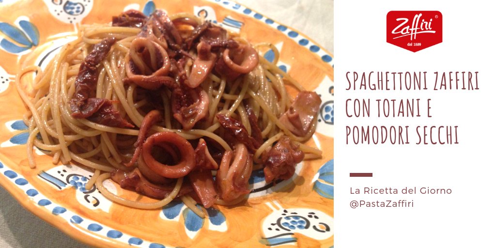 Ecco la #ricetta del giorno: spaghettoni Zaffiri con totani al Biancolella d'Ischia e pomodori secchi. Buon appetito!

#pasta #ricetta #PastaZaffiri