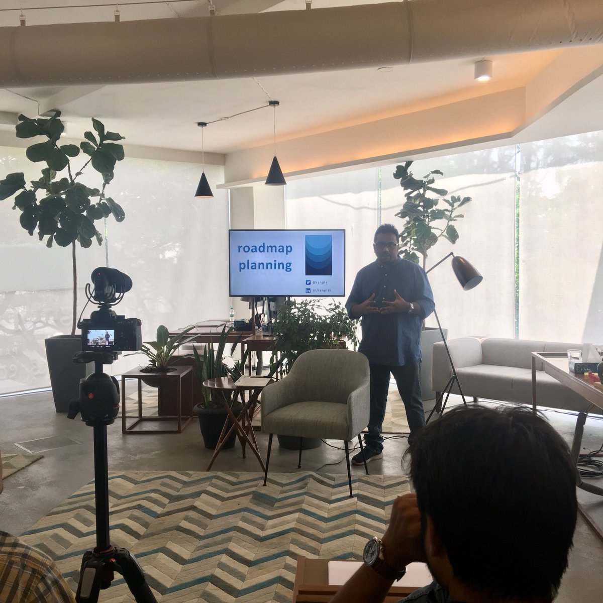 lightspeedee's tweet photo. In da house - @ranjitr from @TheLearningApp doing an interactive, exercise driven workshop on #roadmapplanning
#EE2018
#StartupIndia #ecosystem #startup #startupindia #VentureCapital #Entrepreneurship https://t.co/WTxEXvfHno