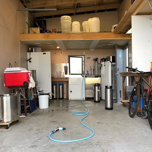 BoxHeadBrewing's tweet photo. Lucky I’ve got nothing else on tomorrow, the brew shed is a mess. Lots of cleaning and a bit of plumbing to do tomorrow. Like most brewers though, it’s a labour of love though.
.
.
.
#ettalong #homebrew #homebrewing #homebrewingonly #crafterbeer #brewer #brewing #beer #allgr… https://t.co/izPyewwacn