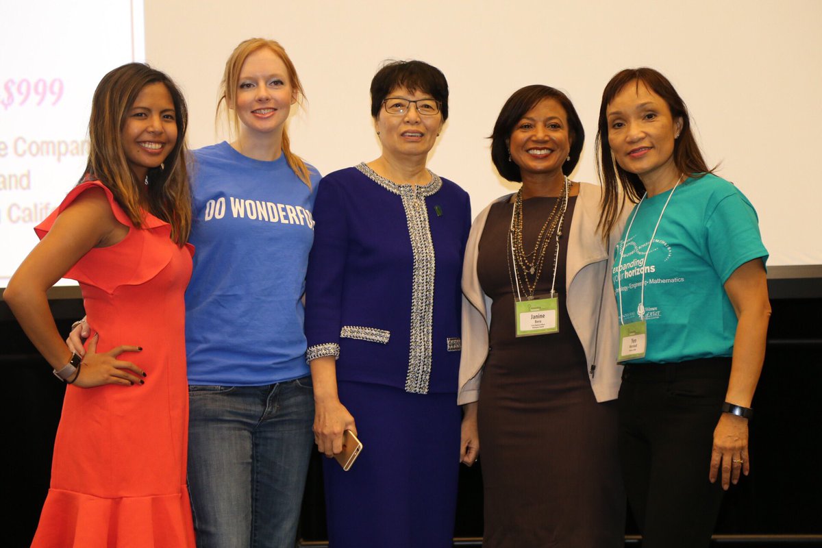 YenLMarshall's tweet photo. Another successful #EYH conference @sacstate 300+ middle school #girlsinstem! Thanks Diamond sponsors @Intel @ATTimpact &amp; other sponsors &amp; 100+ #volunteers 4 #handsonlearning #STEM #sacramento . Inspiring msgs fr Keynote  Dr. Janine Bera &amp; Provost Ching Wang &amp; @WoaSacramento https://t.co/9mnM2fY72g