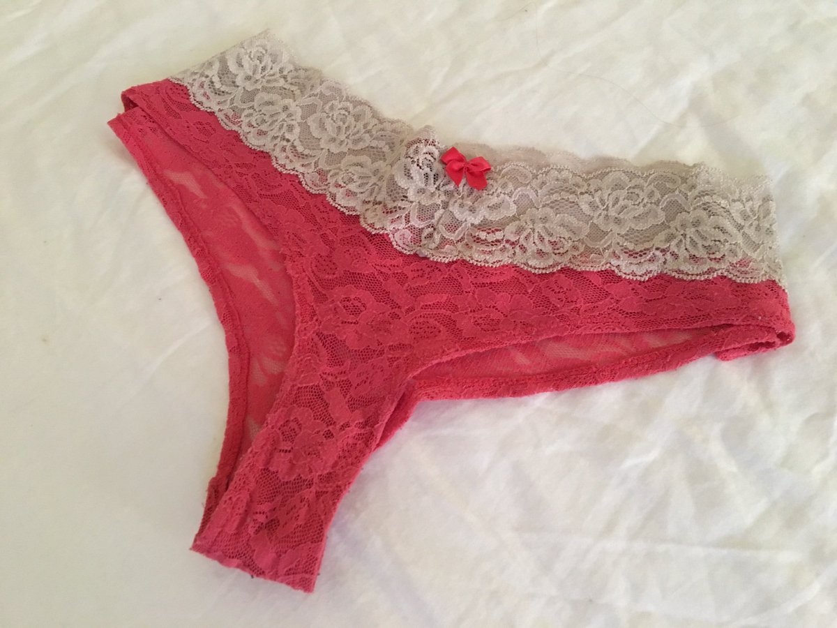 SmithxxxJessica's tweet photo. Today’s panties are... https://t.co/7aqitiYH4q