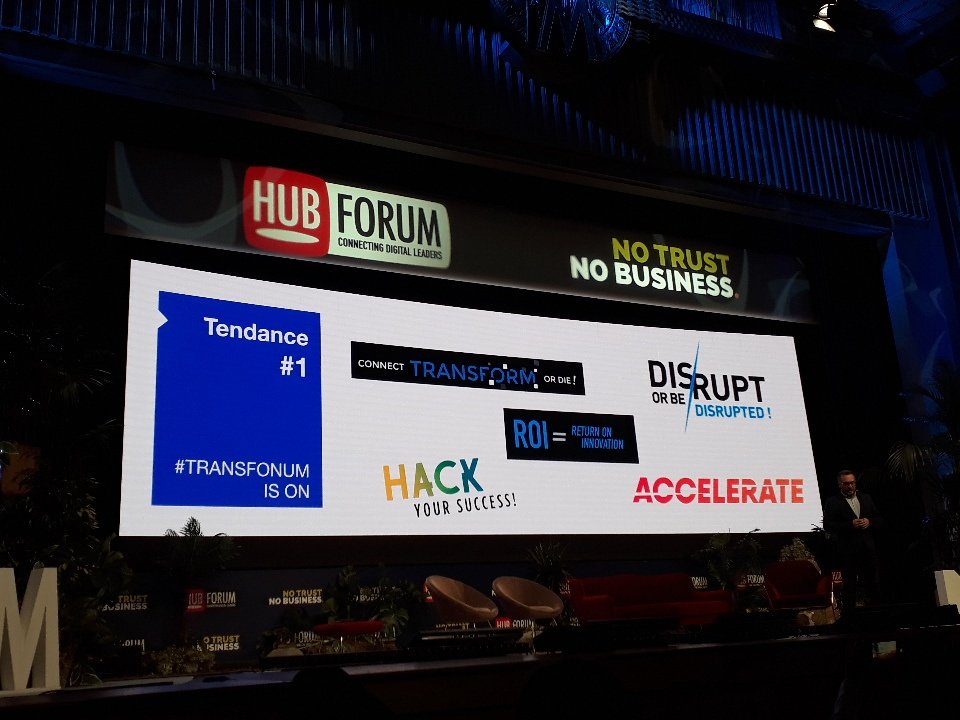 ChloeeDMS's tweet photo. Le #hubforum parle de transfo digitale depuis 2014, sachant qu'il faut 5 à 7 ans pour transformer, we are on track https://t.co/VDRUtfD0Ae
