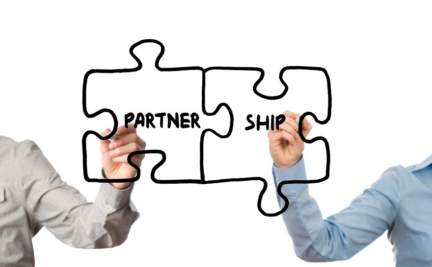 m_terrier's tweet photo. 10 most important PARTNERSHIPS in 2018 - No IT vendor can do it all; so strategic alliances are often a key to success for tech companies https://t.co/tjKc2EtHbY https://t.co/cQauqVCCO4