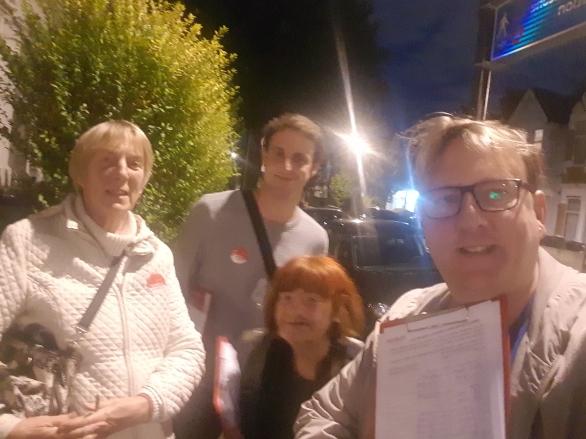 Labourstone's tweet photo. Good to be back on the @WFLabourParty #LabourDoorStep last nite with our #StepFreeStations petition. Very positive response from #LeytonstoneE11 residents! #LeytonstoneTube #The30Steps #LeytonstoneHighRd #The45Steps #LeytonMidlandRd #The47Steps Sign & RT. https://t.co/3UsFqy4s0F https://t.co/nR65Kz02qJ