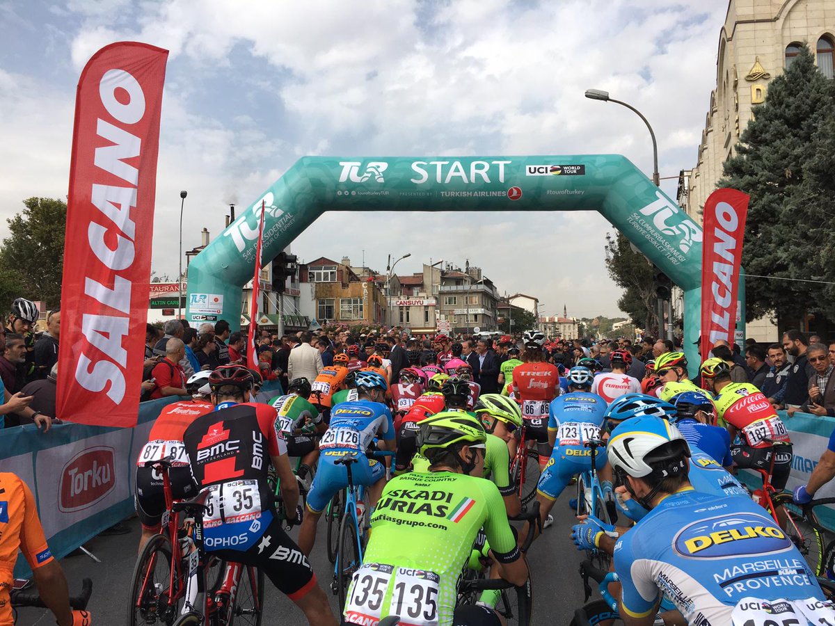 tourofturkiye's tweet photo. 🇹🇷 54. Cumhurbaşkanlığı Bisiklet Turu Konya'da başladı! #Tur2018 #tourofturkey #Konya #stages #etap #Cycling #team #Turkey
🇬🇧54th Presidential Cycling Tour Of Turkey has just started! https://t.co/upTdJ6PTuU