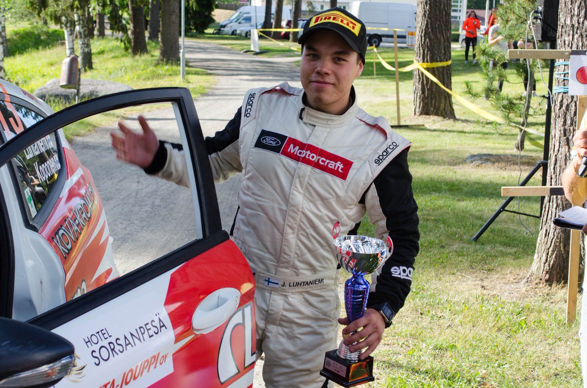 Rallikausi 2018 paketoitu nettisivuilla ja nyt käännetään jo katseet tulevaan
Lue ➡️ janiluhtaniemi.fi/news.php?id=44…
#RalliSM #FordMotorcraftRallyTeam #janiluhtaniemi