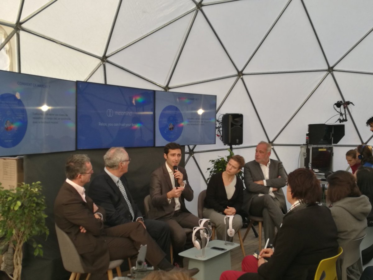 laureald's tweet photo. @jfr1970 intervient aujourd'hui pour @Klesia à la journée organisée par @mybraintech "LE BONHEUR AU TRAVAIL 3.0 Entraîner son cerveau grâce aux neurosciences" pour évoquer notre démarche innovante de création de nouveaux services efficients de bien-être pour nos adhérents https://t.co/EmKue81mHe