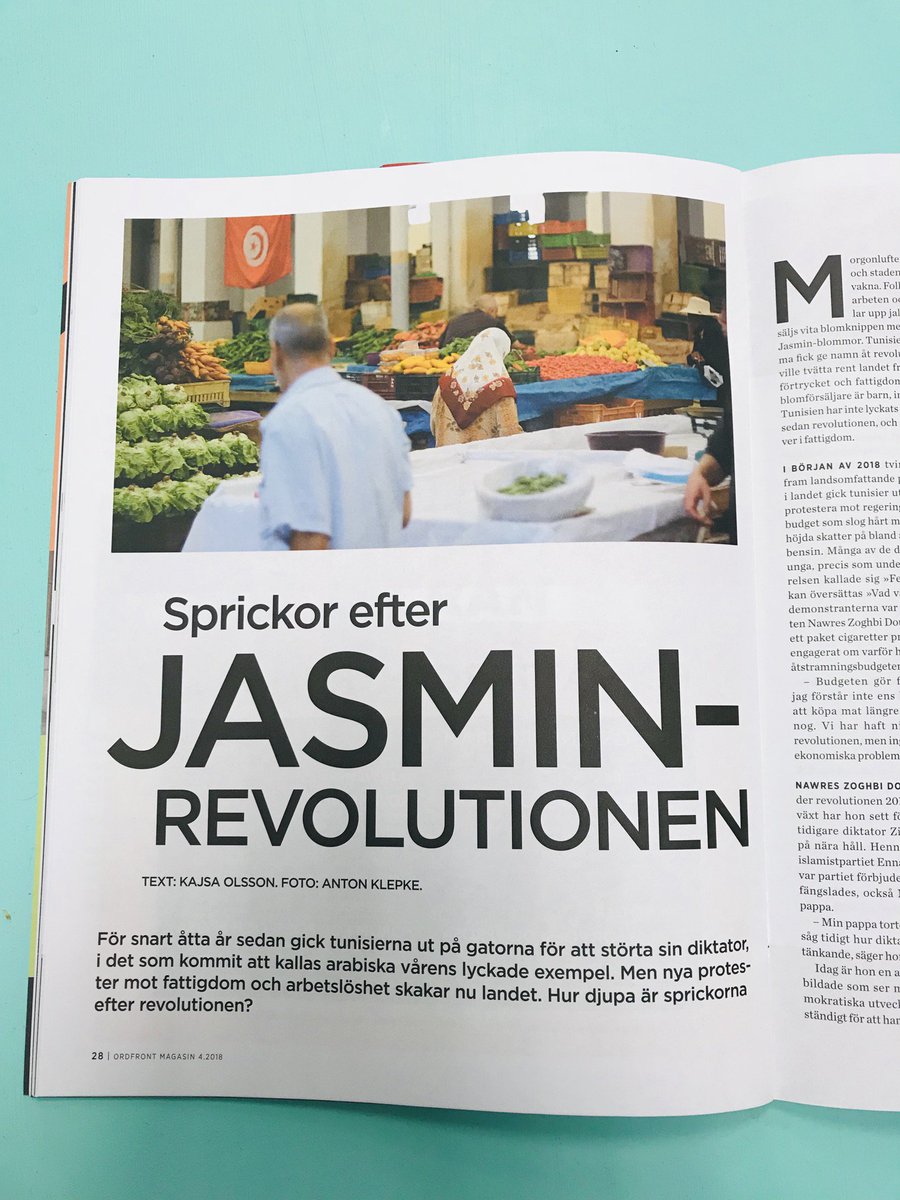 OrdfrontMagasin's tweet photo. I senaste numret av Ordfront magasin reser Kajsa Olsson och Anton Klepke till Tunisien för att ta reda på hur djupa sprickorna efter revolutionen egentligen är. Nummer 4/2018 finns ute i butik nu!

Prenumerera på Ordfront magasin: https://t.co/ZWFwhTikRl https://t.co/zn7WoPDywh