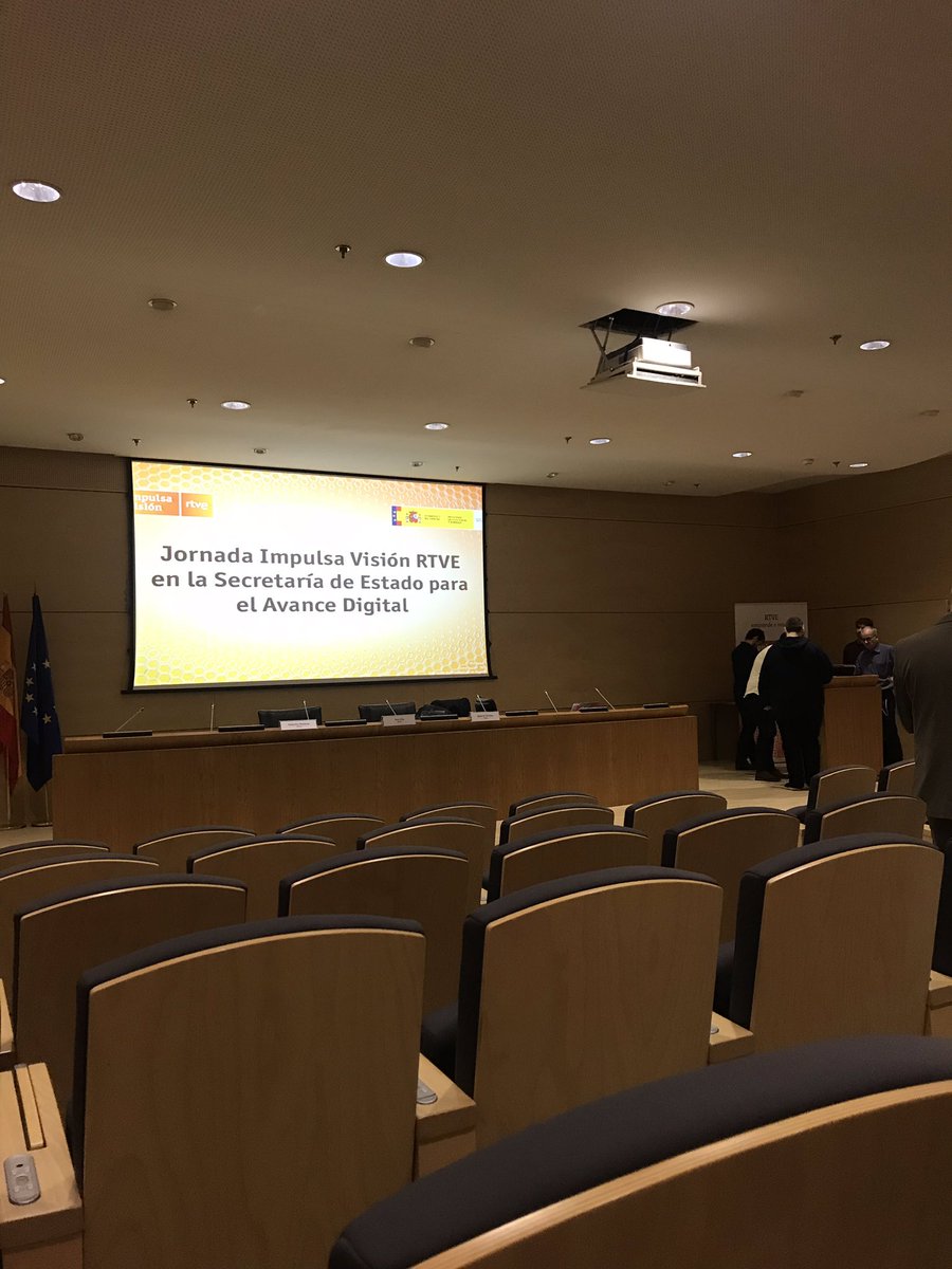 FrancescTarres's tweet photo. Avui a la Jornada Impulsa Visión RTVE, #impulsavision #RTVE https://t.co/rX5YbR9odG