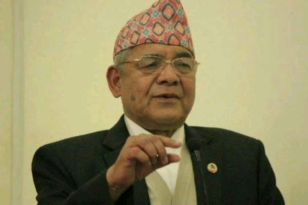 के काठमाडौं क्षेत्र नम्बर ७ को उपचुनावमा ओली दाहाल र देउवा समेतको भित्री आशीर्वादका उमेदवार बामदेवका विकल्पमा; आम जनताको साझा उमेदवारको रूपमा म मुकुन्द घिमिरेलाई उठाईदिने हो? राज्यले सुरक्षाको मात्रै व्यवस्था गरिदिनुपर्छ, टेस्टेड एन्ड फेल्ड गौतमलाई चुनाव जितेर देखाईदिन म आतुर छु।