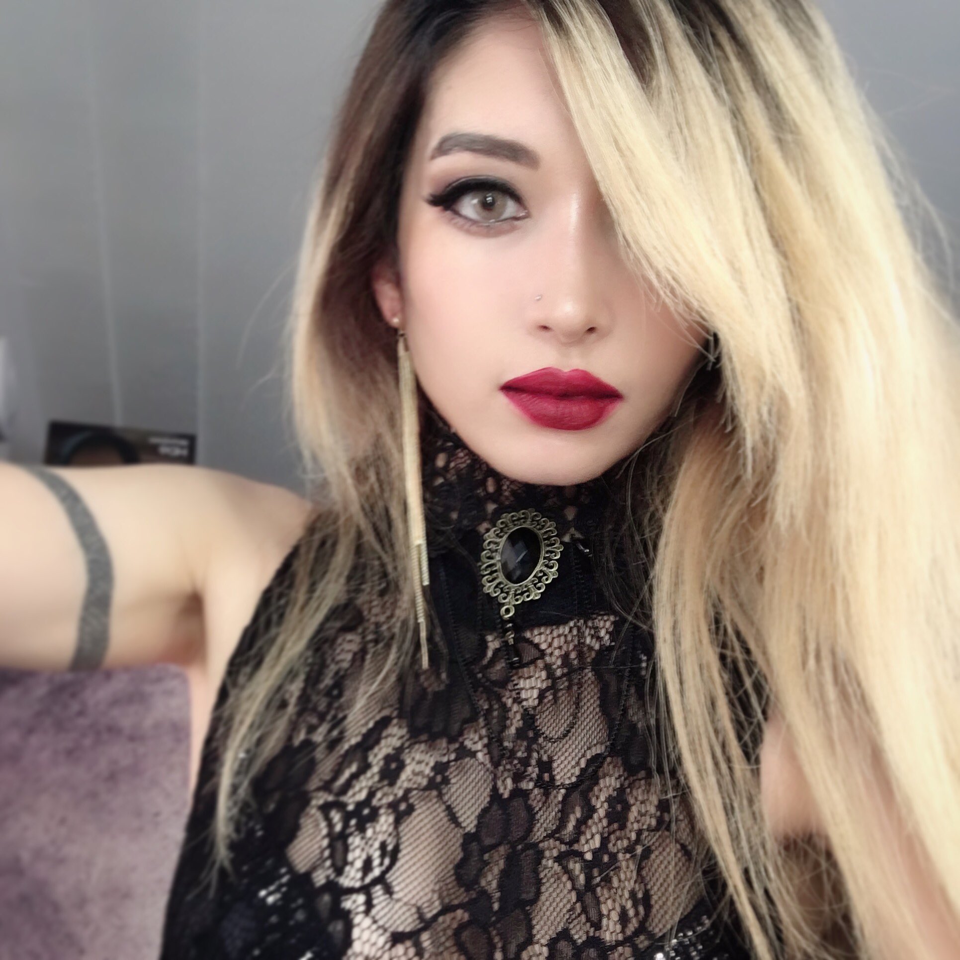 やっぱり黒い服が一番すき🖤🧛‍♀️🖤 https://t.co/ccv0hp6RWl