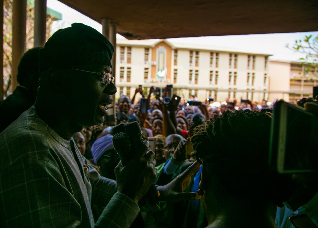 sanwoolulagos's tweet photo. Massive love as @sanwoolulagos visits LSDPC yesterday. #Lagos2019 #sanwoolu2019 #sanwooluforgovernor #sanwoolu https://t.co/U9OtSt7HIv