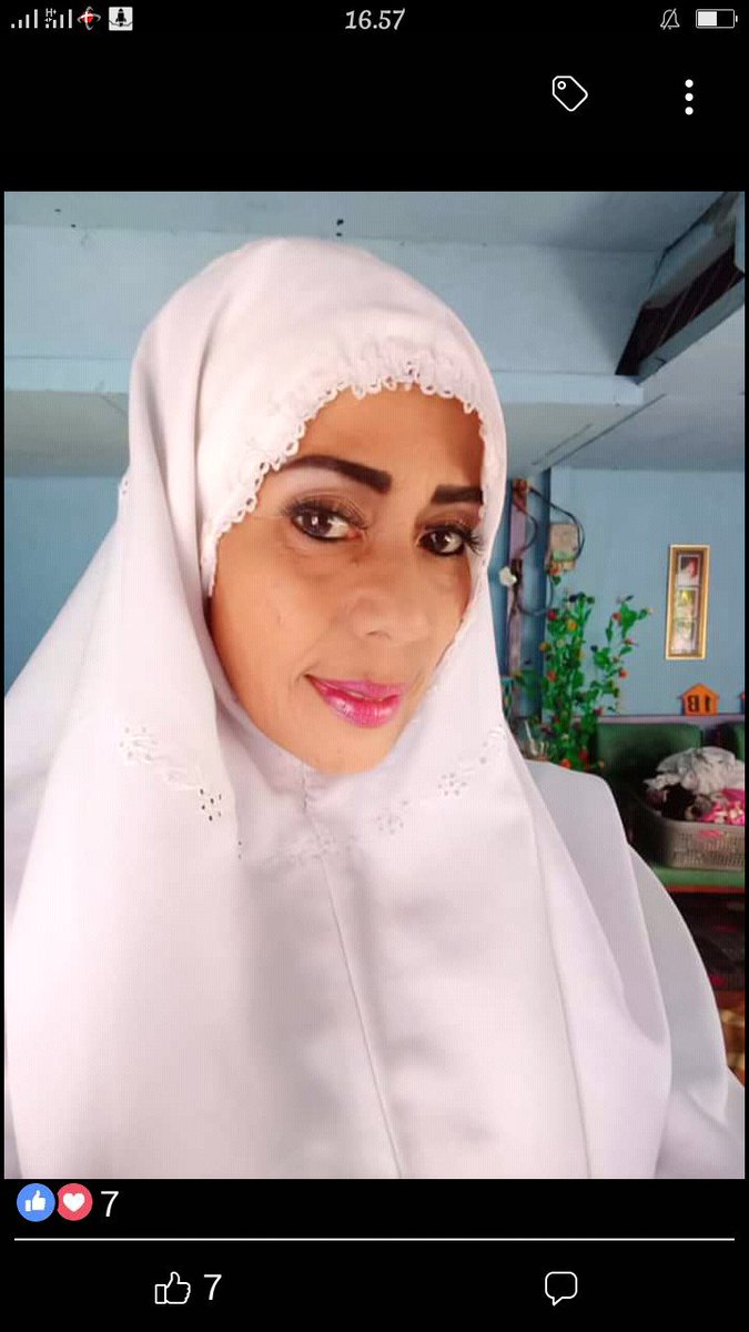 ATunyana's tweet photo. Ini yg di bilang Tutup di atas bru buka di bawa.. https://t.co/UrwP6jEgK6
