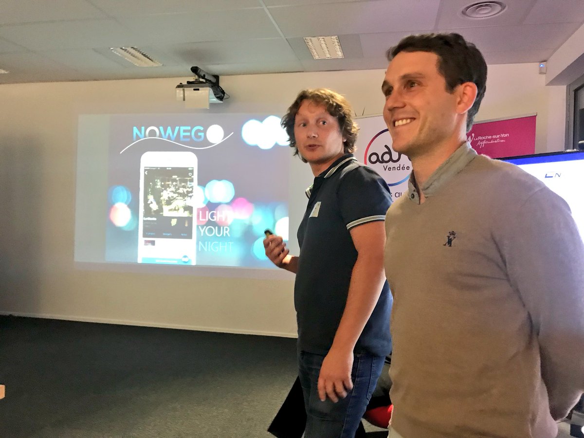 emmanuelchopot's tweet photo. Dans le cadre de l’@InnoWeek85, @adnouest recevait lundi 8 octobre à la @Loconumerique , 4 pépites numériques du territoire : #CheckandGo @ClocksAndWings @Safething_team @NowegoApp Merci aux entreprises d’avoir accepté de présenter leurs projets, c’était passionnant ! https://t.co/kQ6JGp9UJs