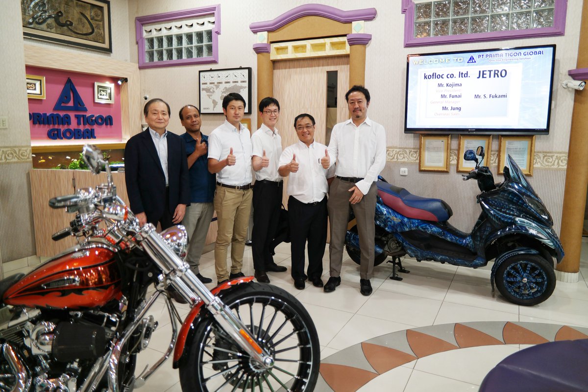 primatgnglobal's tweet photo. Kunjungan Mr. Kojima (Vice President), Mr. Funai (General Manager), Mr. Jung (Overseas Sales) dari KOFLOC Co., Ltd. dan Mr. S. Fukami dari JETRO.
#primatigonglobal #kofloc #digitalmassflowcontroller #flowcontrol #jetro #trade #engineering #tools #onestopengineeringsolution https://t.co/lSpdn6cJv2