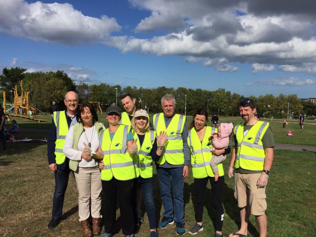LeopardstownHts's tweet photo. Quick reminder for our open meeting this evening, 9th October, 8pm at the Clayton hotel in Leopardstown, all residents and local representatives are very welcome, see you there 👍 @CllrOBrien @Lettiemccarthy @nealerichmond @EmmaBlain @ChrisCurran_IRE @CllrKdaly @Shane_RossTD https://t.co/op1sMhSrNs