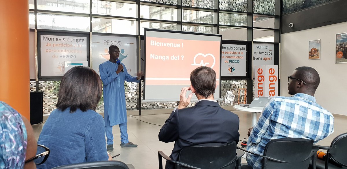 orangestartupst's tweet photo. 08/10 Warm up du #Digital Ready avec Pôle digital.Partage d'expérience des #startups et les agents du @GroupeSonatel.
@aywajieune plateforme de e-commerce sur la distribution de poisson et de fruit de mer avec @malick0900 et @Paps_app avec @Khadim_L. @cheikhtdiop @sdrame @Momez13 https://t.co/r4sQBdeqYH
