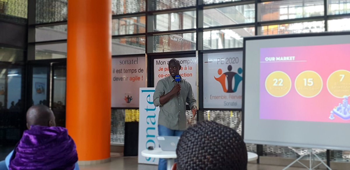 orangestartupst's tweet photo. 08/10 Warm up du #Digital Ready avec Pôle digital.Partage d'expérience des #startups et les agents du @GroupeSonatel.
@aywajieune plateforme de e-commerce sur la distribution de poisson et de fruit de mer avec @malick0900 et @Paps_app avec @Khadim_L. @cheikhtdiop @sdrame @Momez13 https://t.co/r4sQBdeqYH