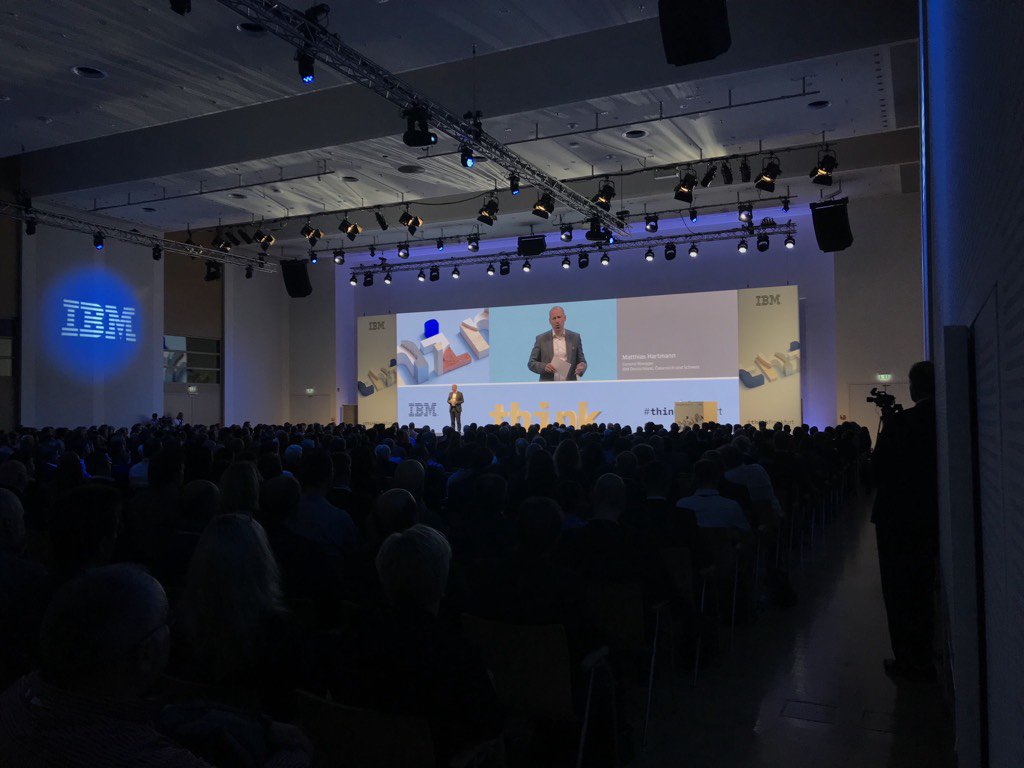 Spannende Eröffnung in Frankfurt bei <a href="/IBM/">IBM</a> think 2018. Alles rund um #KI und Daten und #Datenschutz