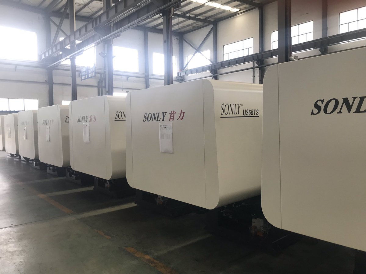 plasticmolder0's tweet image. RT  RT  Machine in stock Website:gosonly.com E-mail:windy@ouyilai.com Whatsapp/Wechat:+86 18158468850 #sonly #injections #injectio…