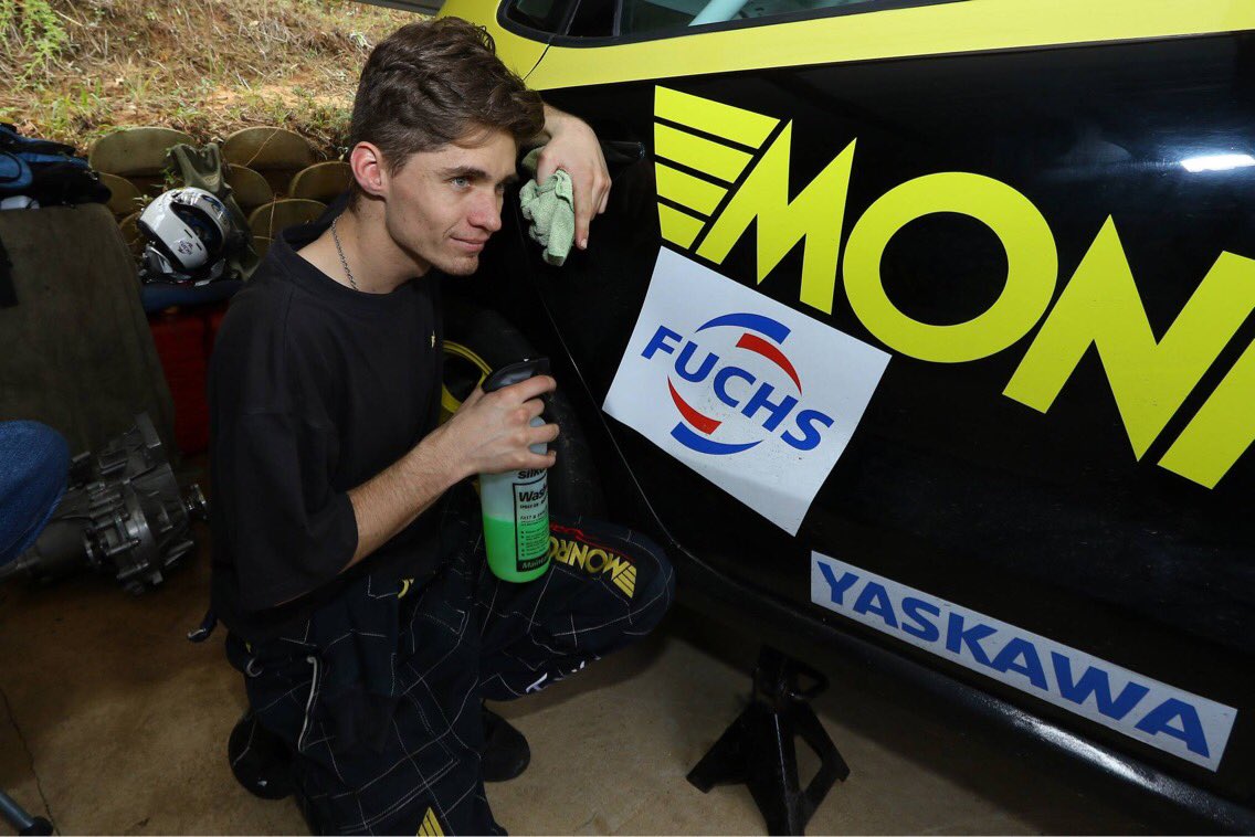 FuchslubesSA's tweet photo. 🙌🏻Our #chooseday appreciation goes to 22 year-old @lyle_ramsay racing driver competing for #monroeracingrsa who races in the #motormartvwchallenge #FUCHSLubricants appreciates all your hard work and effort you put in for our brand. 🏁🏎 https://t.co/oC7AfzAqPI