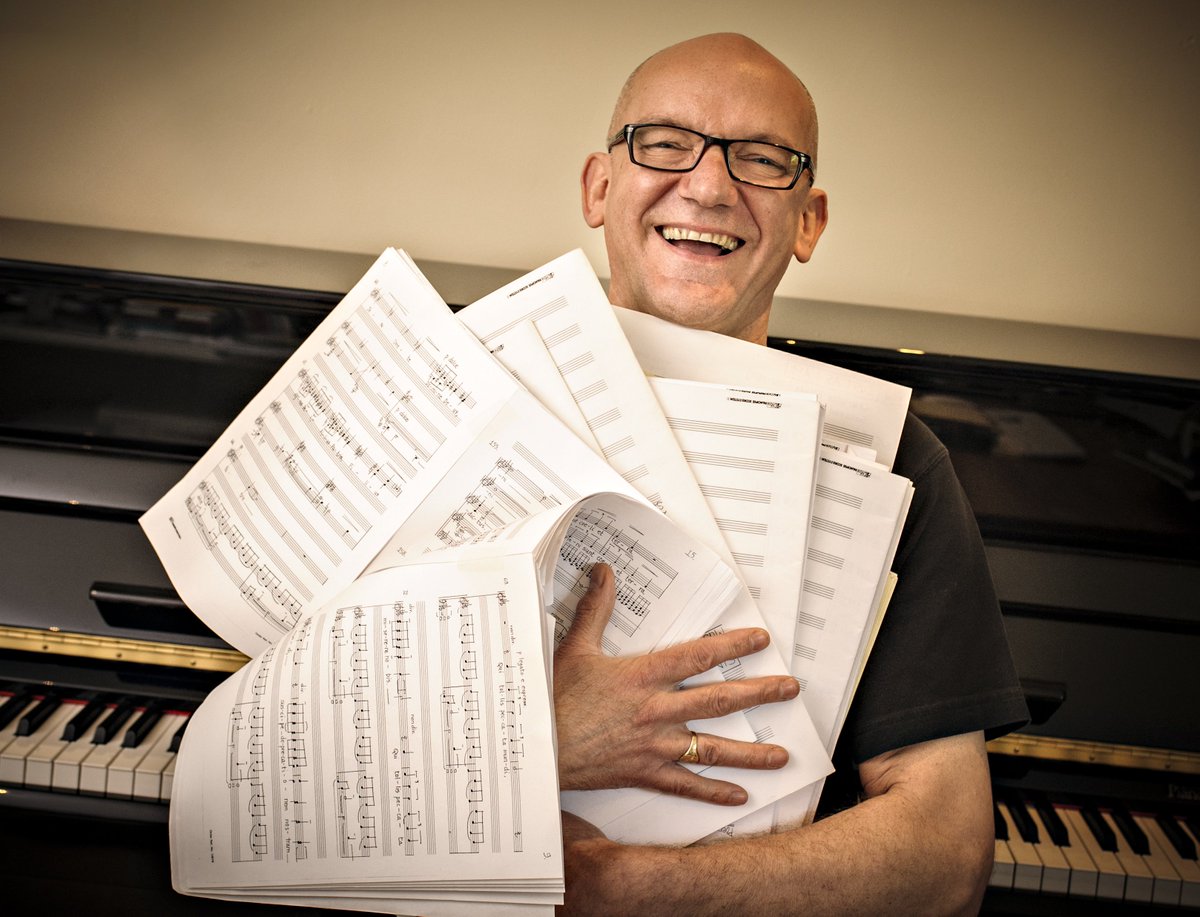 COME AND SING WITH BOB CHILCOTT - 10.30am, 27 APRIL 2019

The former King's Singer, internationally renowned composer &amp; choir master comes to #Abingdon to deliver one of his ever popular "Come and Sing" days.

More info and tickets here: goo.gl/SeFgpX <a href="/ArtsandSportsUK/">Arts and Sports</a>