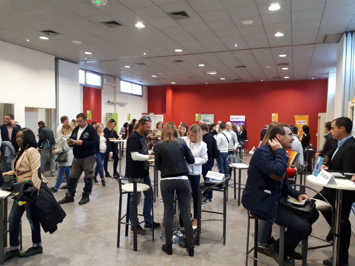 ChenotSebastien's tweet photo. Démarrage de la semaine de la création d'entreprise en Gironde. Aujourd'hui à Libourne.
#gironde #cmai33 #ccibg #creation https://t.co/YtouswDigG