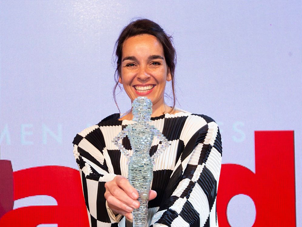 Sharita uit Groningen wint Women in Sales Award #groningen: oogtv.nl/2018/10/sharit…