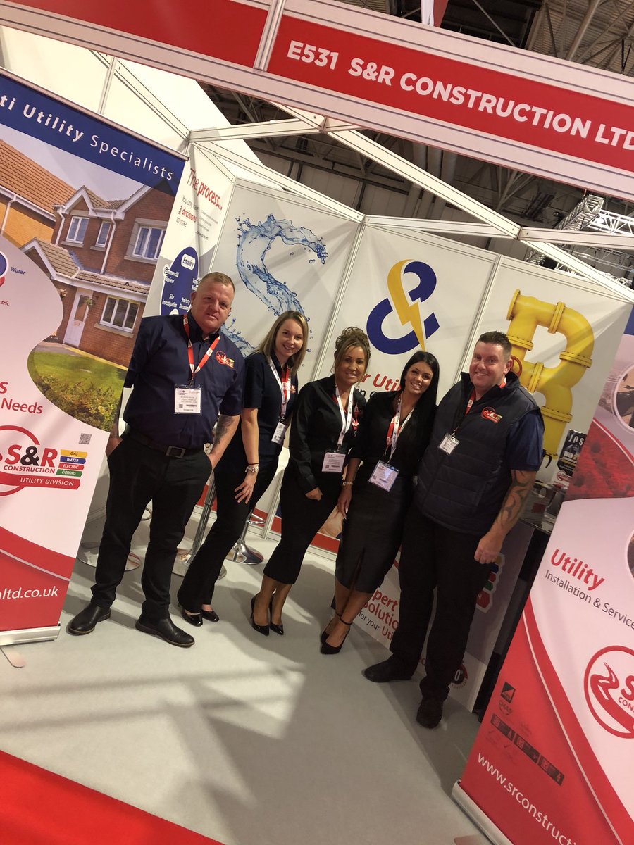 sr_constructltd's tweet image. Come and see us at UK Construction NEC stand E531 !! HAPPY HOUR 12-2 sandwiches, cakes &amp;amp; prosecco 🍰 🥂 &amp;amp; WIN 2xtickets to Anthony Joshua next fight Wembley stadium April 2019!! 🥊
