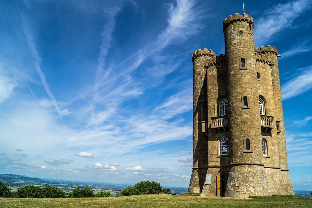 Backpax's tweet image. Check out our latest post "Highlights of #TheCotswolds" and make sure you include a stop on whilst #backpacking in England backpaxtravel.com/highlights-of-… #uktravel #lovetravel @VisitCotswolds