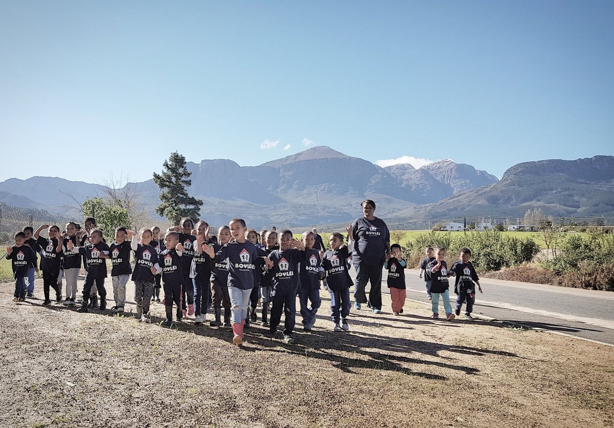 bosmanwines's tweet image. It doesn’t take much to make a child SMILE this festive season. Please consider pledging a shoebox of love for our employee’s children via the @PebblesProject. Drop off date is the 2nd of November. 
Please click on the link below. Thanks for the support.  
operationshoebox.co.za/b/pledge/42/pe…