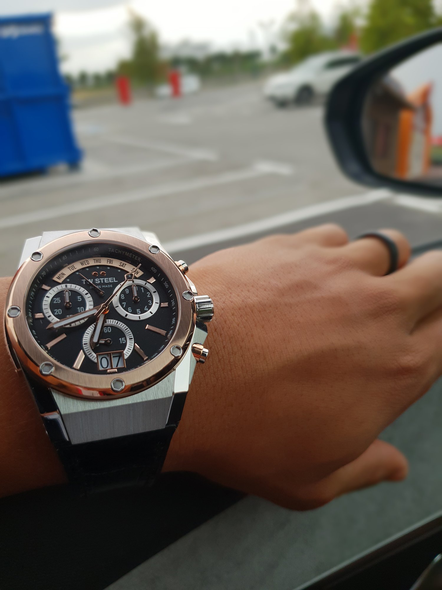 TW Steel on Twitter: "We have received a lot of beautiful pictures from  happy #ACEGenesis customers, thank you! 🔥 Did you miss it? No worries, it  is now available on https://t.co/8xTNkiegG7 #TWSteel