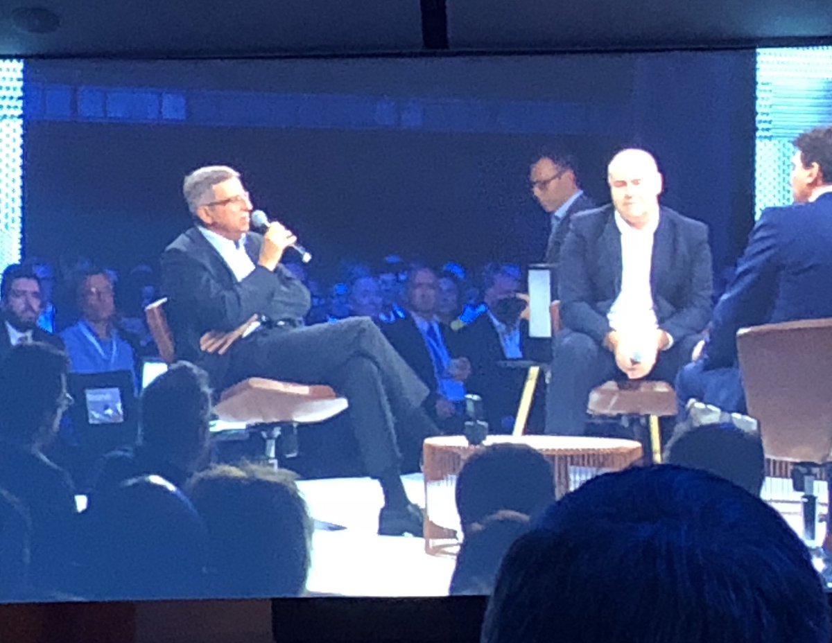 fadouce's tweet photo. Le Consortium #WeTrade rassemble 9 banques (concurrentes ▶️ Excellent! 👏🏻👏🏻👏🏻)
 de 11 pays européens, est basé sur la #blockchain.Avec @GroupeBPCE @SocieteGenerale 
12 actionnaires aujourd’hui. Et la plateforme reste ouverte! 
#Sécurité Transparence @IBM_France https://t.co/4Q2vAmvT2d