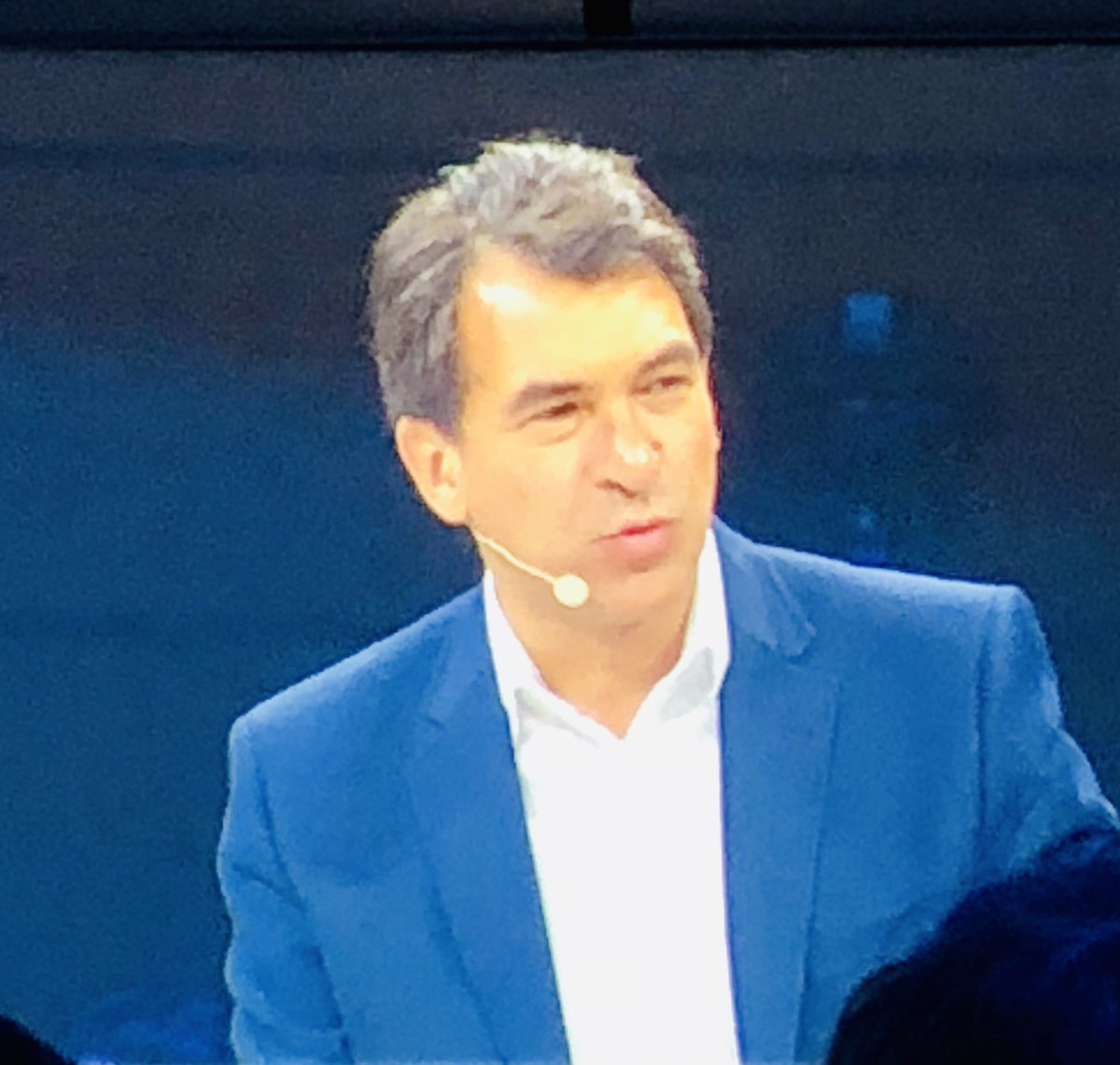 fadouce's tweet photo. Le Consortium #WeTrade rassemble 9 banques (concurrentes ▶️ Excellent! 👏🏻👏🏻👏🏻)
 de 11 pays européens, est basé sur la #blockchain.Avec @GroupeBPCE @SocieteGenerale 
12 actionnaires aujourd’hui. Et la plateforme reste ouverte! 
#Sécurité Transparence @IBM_France https://t.co/4Q2vAmvT2d
