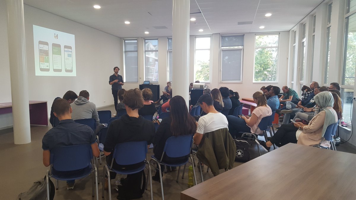 Vorige week woensdag stonden we op <a href="/IJsselinfo/">IJsselcollege</a> om mentoren wegwijs te maken met de Hoy app. We heten jullie als nieuwe gebruikers van harte welkom bij Hoy.