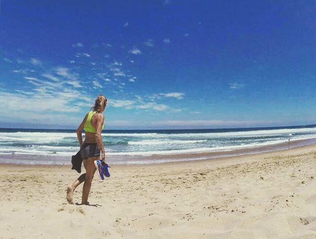 AmeliaWatkinson's tweet photo. βLive in the sunshine, swim in the sea, drink the wild airβ Emerson #workhardrecoverhard https://t.co/iDB3q1sflH
