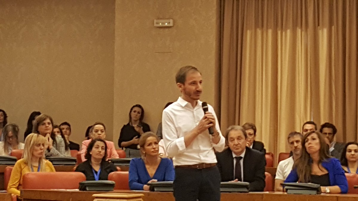Damián reividica cambiar el enfoque hacía el trastorno mental. Hay superar las resistencias y mirar a la persona libre de estigma con derechos. #DíaMundialSaludMental  <a href="/consaludmental/">SALUD MENTAL ESPAÑA</a> <a href="/Cermi_Estatal/">CERMI Estatal</a> <a href="/princepelayo/">Pelayo Diaz</a>